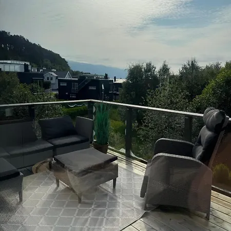 Apartamento Child-Friendly Accommodation Close To Most Things! Ålesund